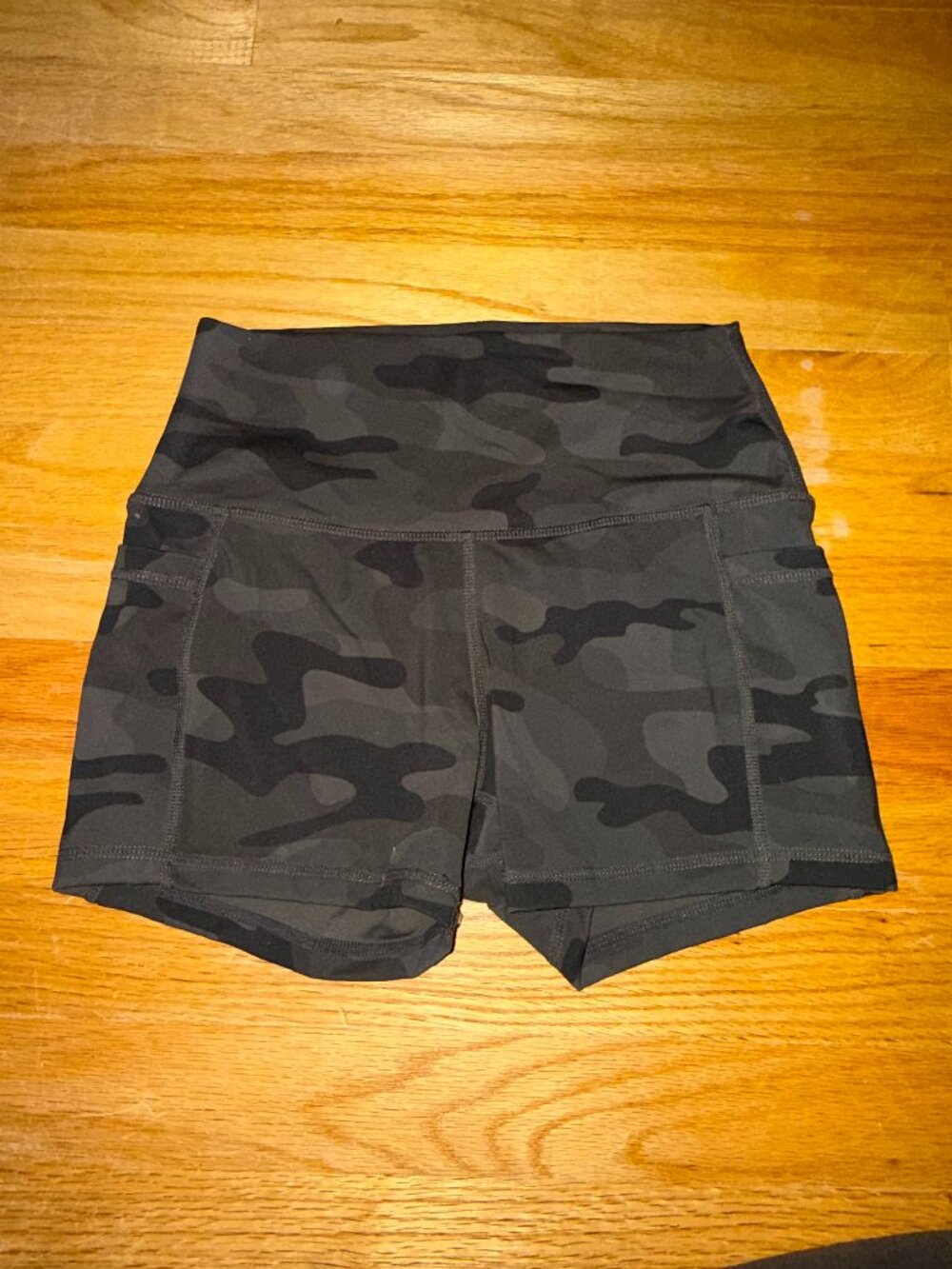 Lululemon Dupe | Camo Athletic Shorts | Size Small